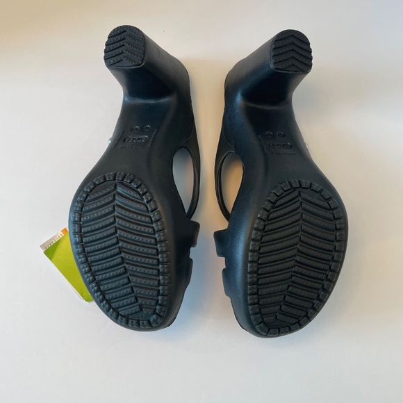 Crocs Black Heels Sandals Comfortable Classic Style‎ Shoes - Picture 4 of 7